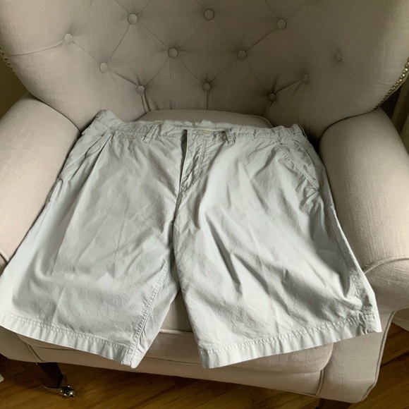Men'sBurberry Light Gray Shorts36